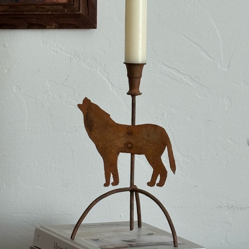 Rustic Wolf Candle Holder - Rust Iron